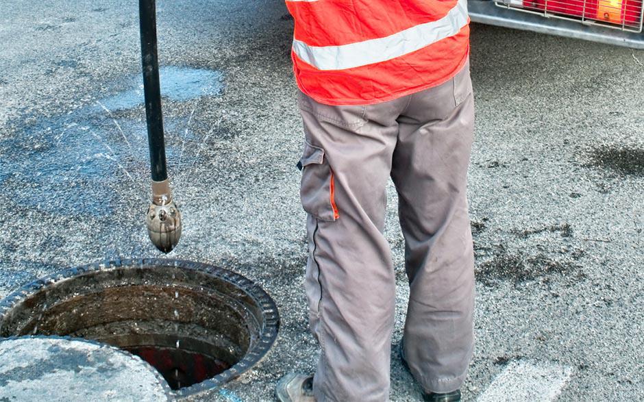 tarif plombier débouchage Vaujours